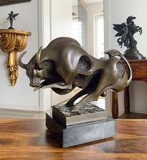 Bronzefigur Stier Skulptur