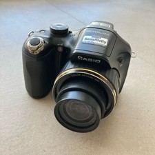 Casio Exilim EX-FH25 High Speed Video Aufnahmen 10MP 20x Zoom Digital Kompakt