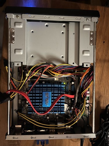 Desktop mini computer - -,