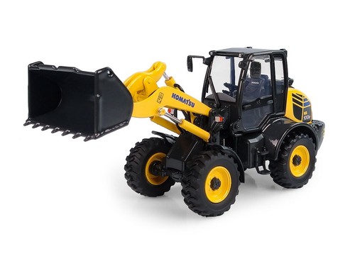 Universal hobbies komatsu - universal,