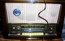 Röhrenradio at it`s Best SABA