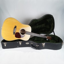 Martin Standard Series HD-28 -