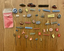 Anstecknadeln Pins aus den 80ern Automarken und weitere Im Konvolut