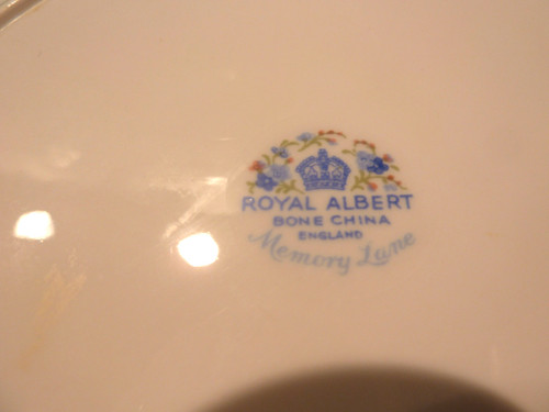 Royal albert memory lane - royal,