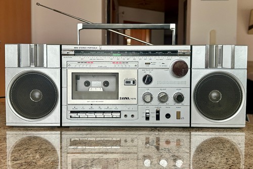 Sanwa 7076 stereo radio - 7076,