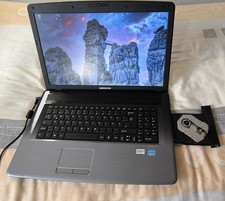 Medion Akoya E72222 i3 mit Win 11