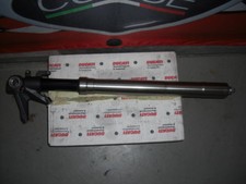 Ducati Streetfighter 848 Gabelholm links Top