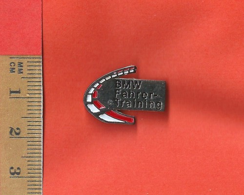 Bmw fahrer training pin - bmw,