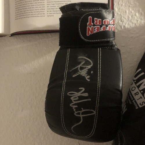 Boxhandschuh regina - 🥊,