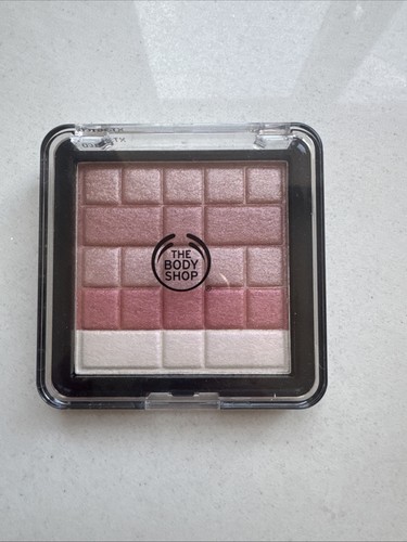 The body shop - shop, waves