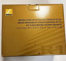 [MINT+BOXED]  NIKON R1
