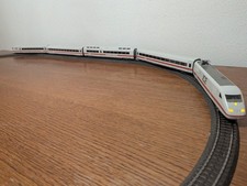 Märklin ICE 2 29785? mit drei Wagen