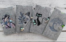 Handyhüllen  Wollfilz bestickt Universal-Hülle - Wolf, Katze, Lebensbaum, Pferd 