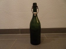uralte Glasflasche Bierflasche
