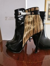 Exklusive Damenstiefel Von