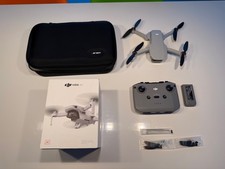DJI Mini 4K, Drohne mit UHD Kamera 4K für Einsteiger, unter 249g,3-Achsen Gimbal