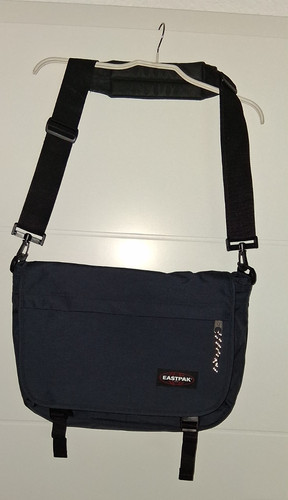 Eastpak umhängetasche laptop - umhängetasche,,