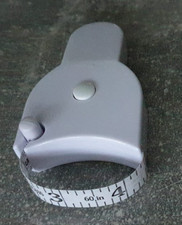 Massband Rollbandmass Taschenbandmass mit Halterung Automatik einrollen bis 150