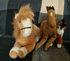 3 Stofftiere / Stoffpferde /