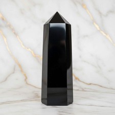 Obsidian Obelisk – Schwarzer