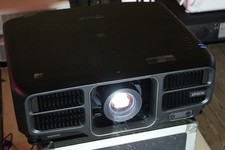 *EPSON EB-L1405U+ELPLM08*Laser Beamer Projektor projector 4k UHD 8000 ANSI WUXGA