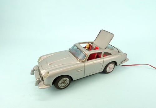 James bond 007 - james, auto.