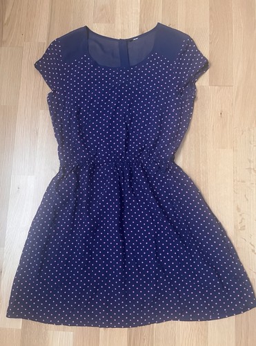 Dunkelblaues kleid mit rosa - dunkelblaues,