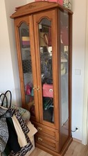 SELVA GLAS VITRINE MIT BELEUCHTUNG SCHRANK