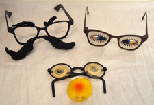 Vintage Faschings-Konvolut Scherzbrillen Wackelaugen-Brille 1950er Jahre DDR