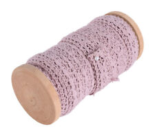 HÄKELSPITZE mit Holzspule