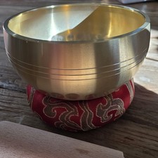 Klangschalen Set – Messing – Meditation / Yoga / Klangmassage – Ø  ca 8 cm