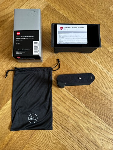 Leica wireless charging handle - charging,