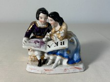 Schönes Porzellan Figuren