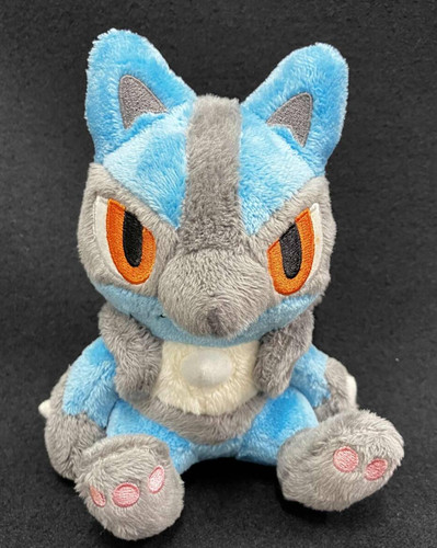 Pokemon center pokedoll - pokemon,