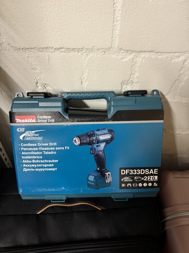 Neuer makita akkuschrauber - neuer,