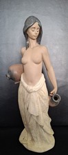Alte Porzellan Skulptur