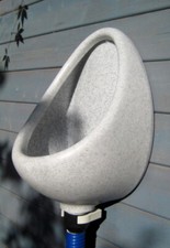 Trocken Urinal, Pissoir