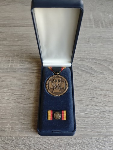 Orden ehrenmedaille der - orden,