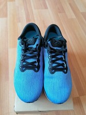 Newton Fusion Sneaker