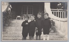 Portrait vier Jungen - altes