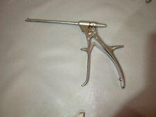 1 Stück OP Besteck Arzt