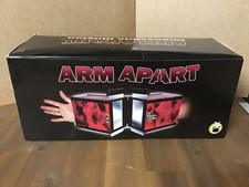 Eine ganz verblüffende, Illusion, Arm Illusion, Top. NEU