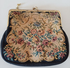 petit point stickerei Tasche