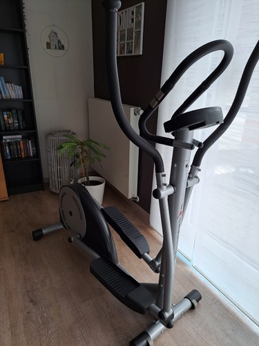 Gut erhaltener crosstrainer - gut,