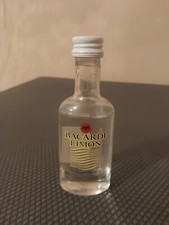 Seltene Plastik Miniaturflasche Bacardi Limon 32 % 5 cl Mini Bottle,Ungeöffnet!!
