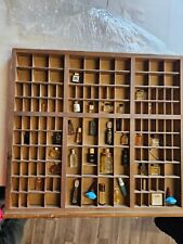Original Setzkasten holz alt  mit Sammelobjekten Parfum Flacons ungebraucht