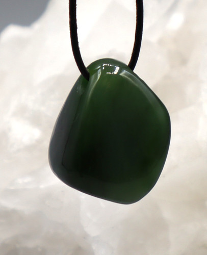 Nephrit jade großer anhänger - nephrit,