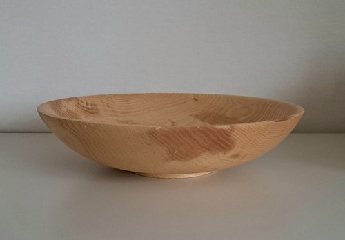 Gedrechselte schale aus esche - gedrechselte,