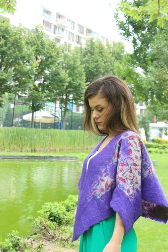 Handgefertigter filzponcho - handgefertigter,