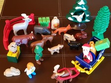 KONVOLUT PLASTIKSPIELZEUG+HOLZ DOMINO+PLASTIKKEGEL+PLASTIKKIPPER